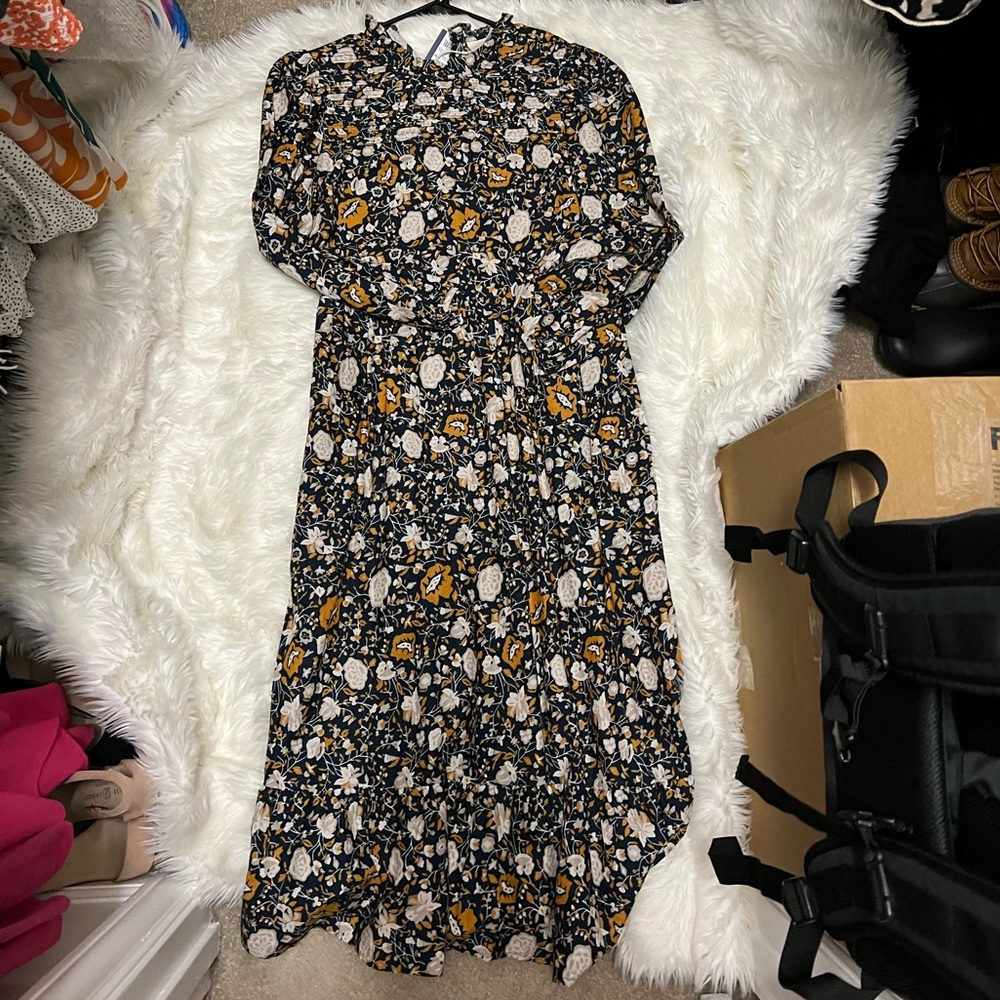 Universal Thread Long Floral Dress size Medium